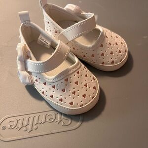 White Heart Pattern Kids Shoes